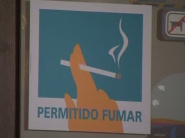 Permitido fumar en un asador de MarbellaPermitido fumar en un asador de Marbella
