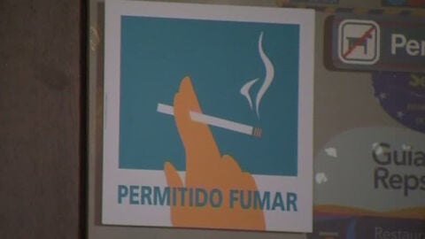 Permitido fumar en un asador de MarbellaPermitido fumar en un asador de Marbella