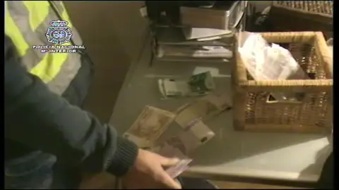 Dinero incautado en la 'operación caloco' Dinero incautado en la 'operación caloco'