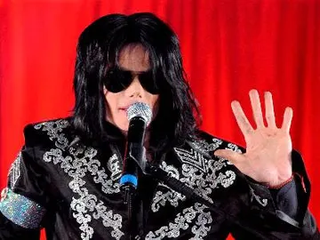 Nuevo datos sobre la extraña muerte de Michael Jackson Nuevo datos sobre la extraña muerte de Michael Jackson