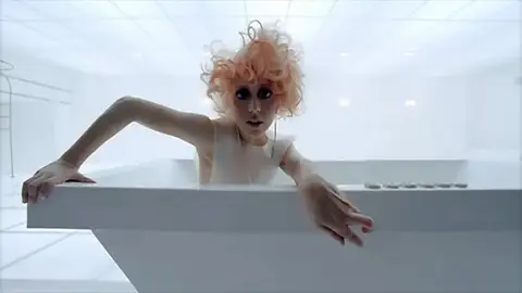 Lady Gaga en Bad Romance Lady Gaga en Bad Romance