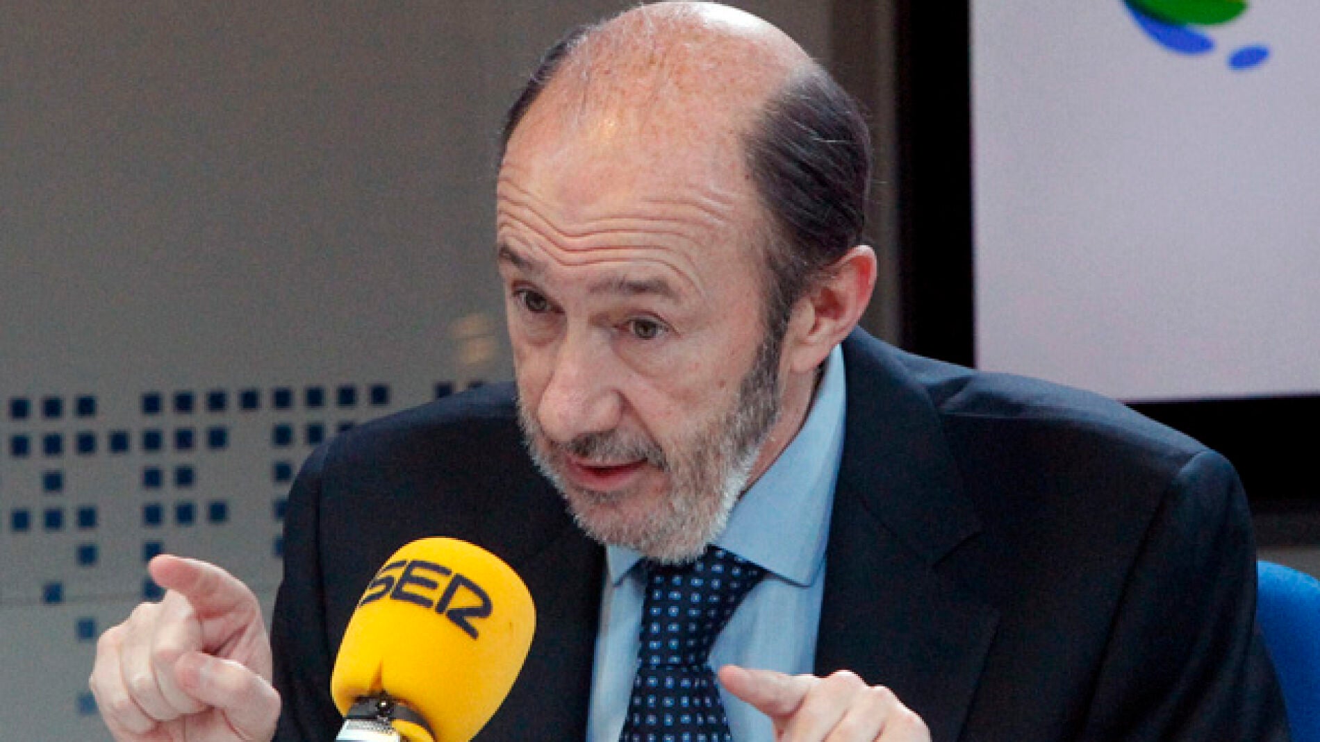 Rubalcaba responde a Otegi