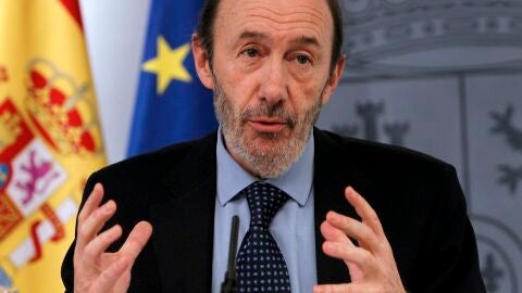 Rueda de prensa de Alfredo P&eacute;rez Rubalcaba desde La Moncloa
