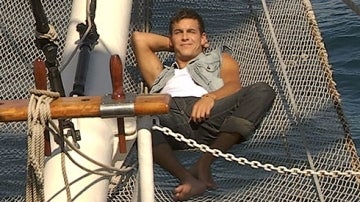 Mario Casas en El Barco