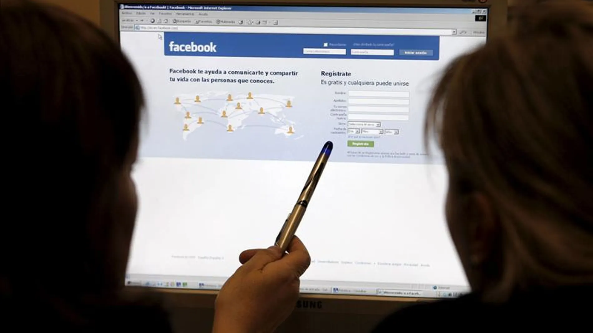 Pantalla de acceso a la red social Facebook Pantalla de acceso a la red social Facebook