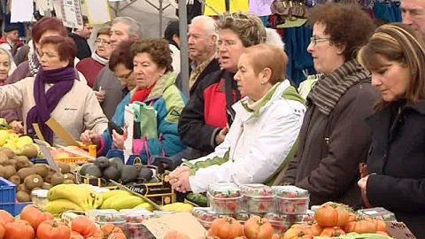 Prohibido fumar en los mercadillos 