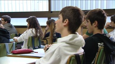 Los mejores alumnos de la ESO en Madrid estudiarán en un Bachillerato de Excelencia