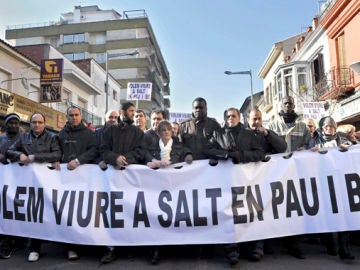Manifestación en Salt por los últimos disturbios Manifestación en Salt por los últimos disturbios