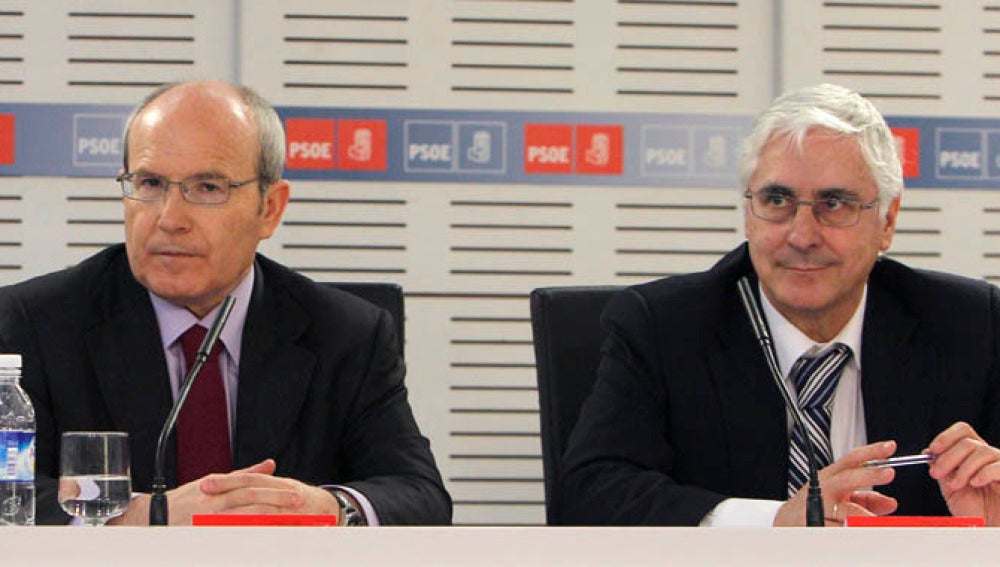 Barreda ve bien la propuesta de Rajoy de revisar las pensiones de diputados y senadores