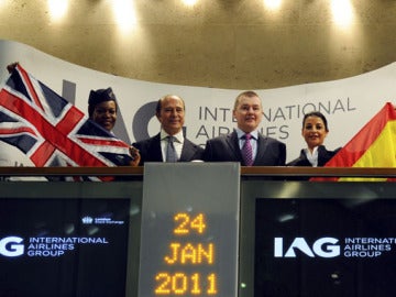 Iberia vuelve a la Bolsa bajo el nombre de IAG
