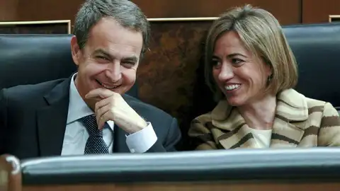 Zapatero junto a Carme Chacón Zapatero junto a Carme Chacón
