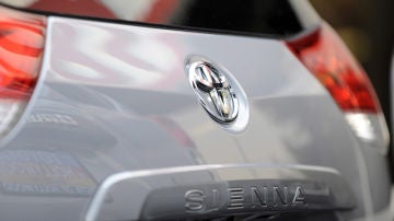 Se revisará 1,7 millones de Toyota en todo el mundo