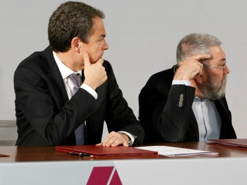 José Luis Rodríguez Zapatero junto a Cándido Méndez