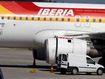 Aviso de bomba de una mujer "enamorada" Aviso de bomba de una mujer "enamorada"