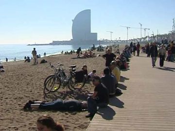 La playa de Barcelona, un atractivo turístico