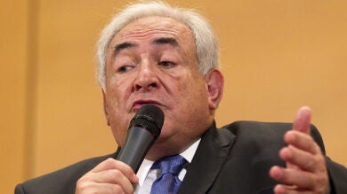 Strauss-Kahn rechaza que Rato sea el responsable de que el FMI no previera la crisis