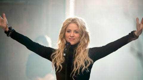 Shakira, sale el sol