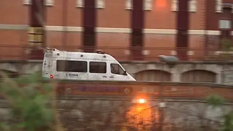 Una mujer en coma tras recibir un golpe en la cara Una mujer en coma tras recibir un golpe en la cara