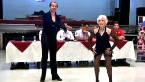 Una bailarina de salsa con 76 a&ntilde;os