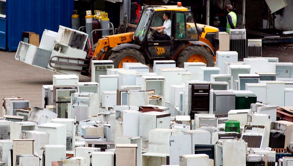 Operación contra el reciclaje ilegal de frigoríficos