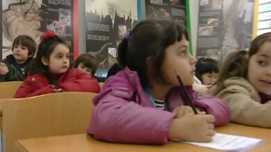 Los más 'peques' se sorprenden ante el tamaño real de los dinosaurios