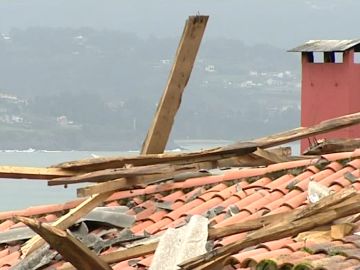 Una casa arrasada por el viento