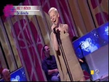 Soraya canta en DEC