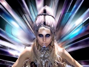 Lady Gaga en el videoclip de 'Born This Way'