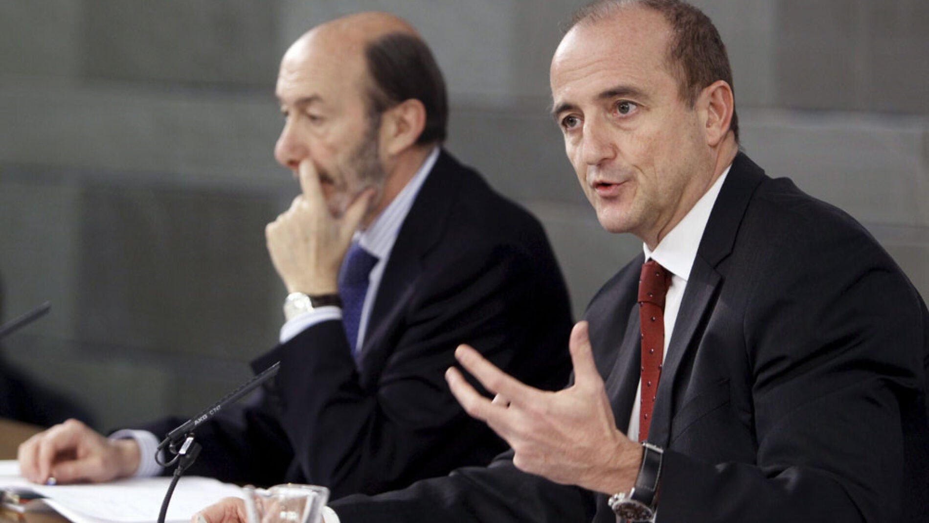 Miguel Sebasti&aacute;n junto a Rubalcaba