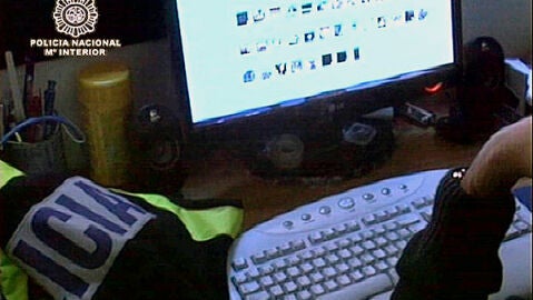 La polic&iacute;a les identific&oacute; a trav&eacute;s de las redes de intercambio de archivos
