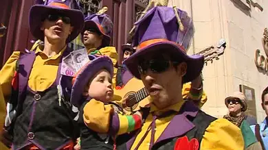 Cádiz celebra su Carnaval a ritmo de chirigotas Cádiz celebra su Carnaval a ritmo de chirigotas