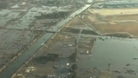 Imágenes aéreas de la central nuclear de Fukushima Imágenes aéreas de la central nuclear de Fukushima