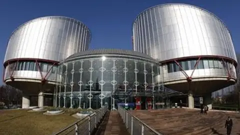 El TEDH rectifica a favor de Italia en el tema de los crucifijos El TEDH rectifica a favor de Italia en el tema de los crucifijos