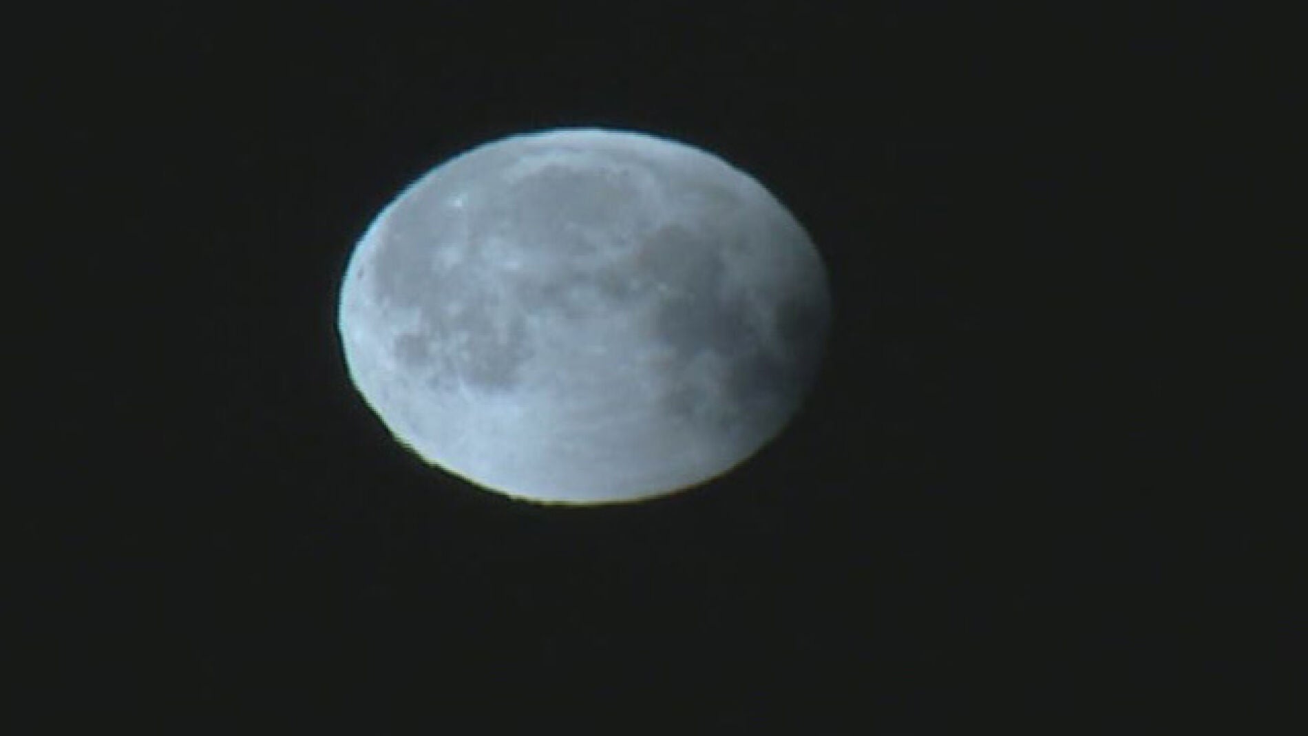 La luna m&aacute;s grande