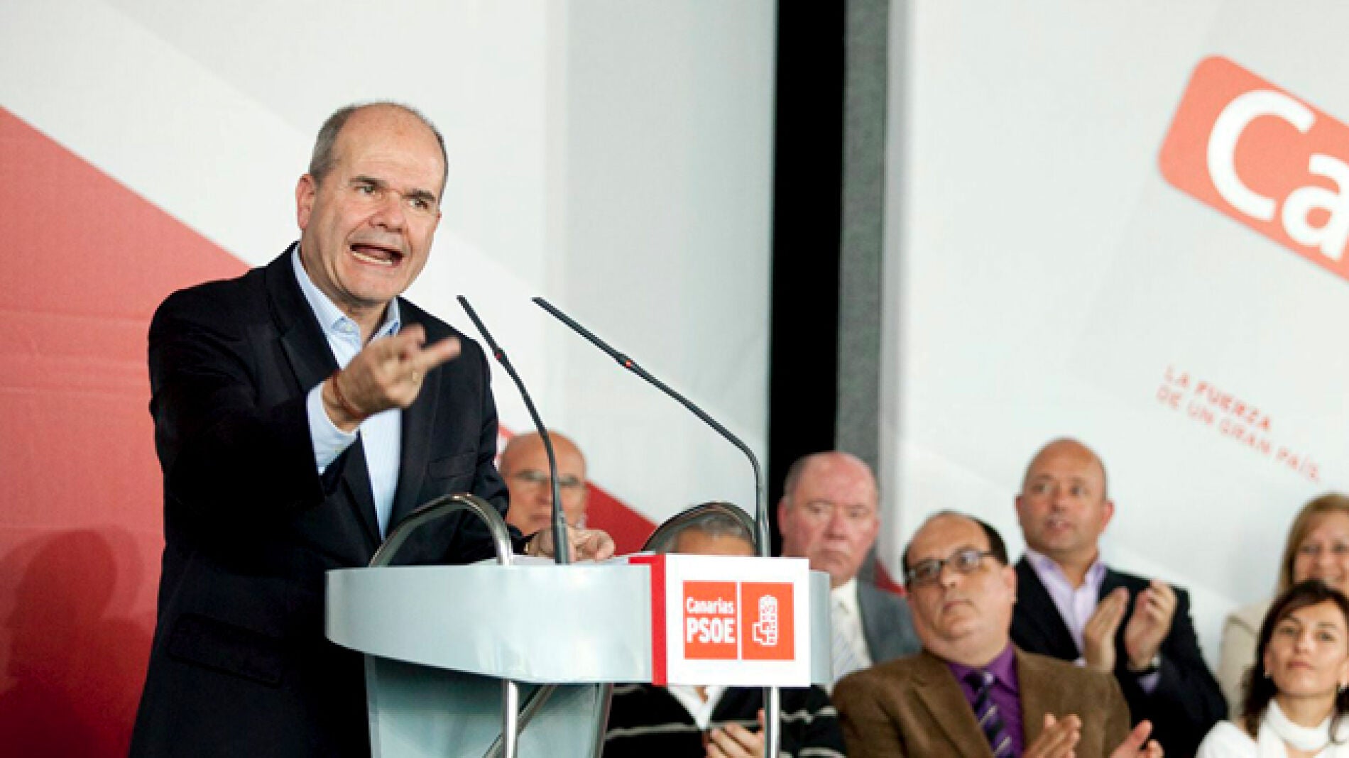 Chaves, durante un acto en Canarias