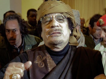 Gadafi, durante una rueda de prensa