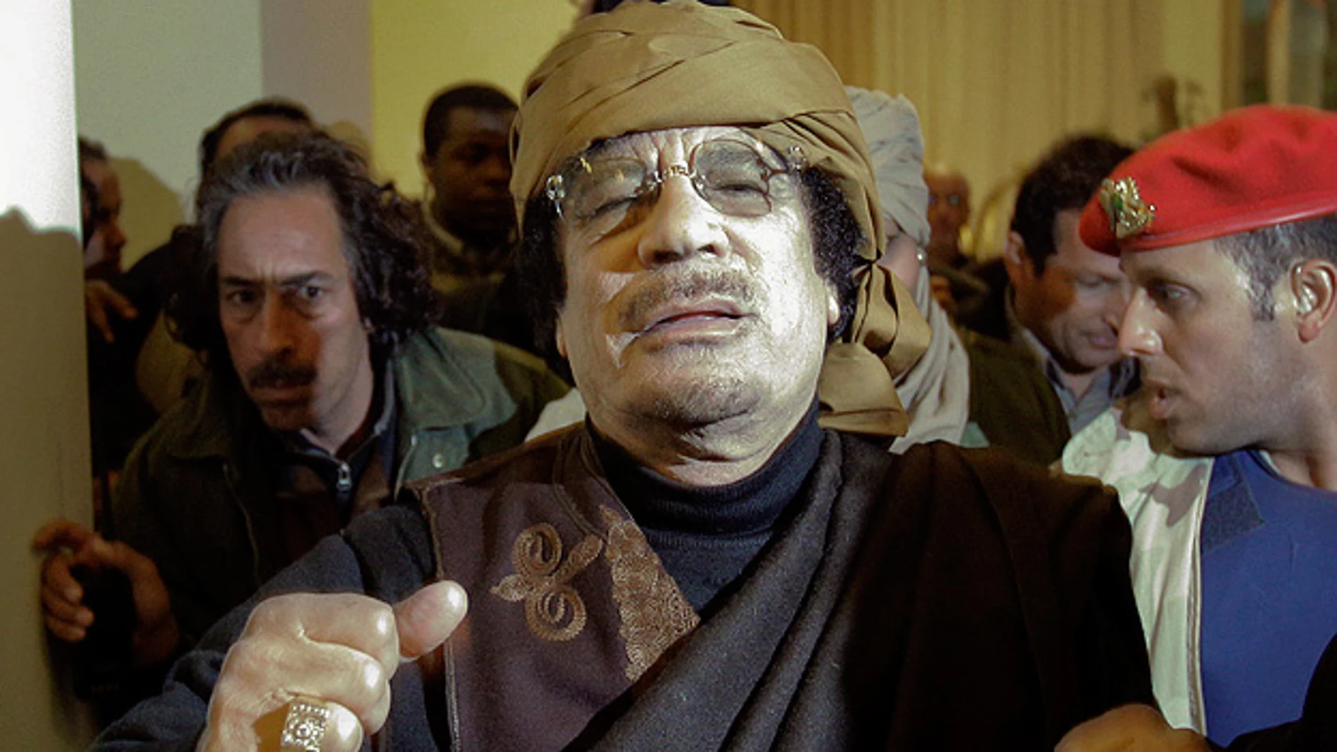 Gadafi, durante una rueda de prensa Gadafi, durante una rueda de prensa