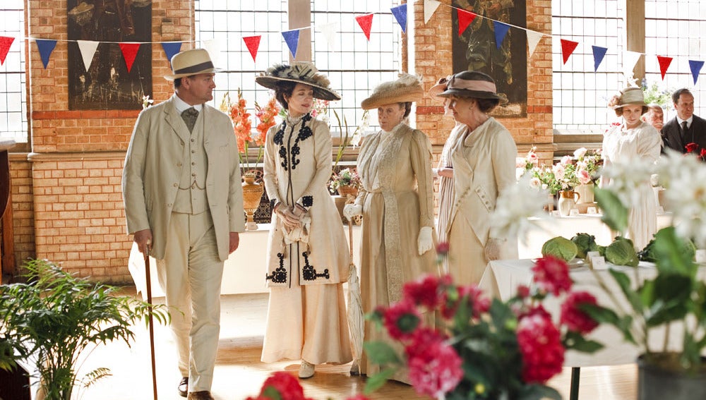 Robert, Cora, Violet y Isobel