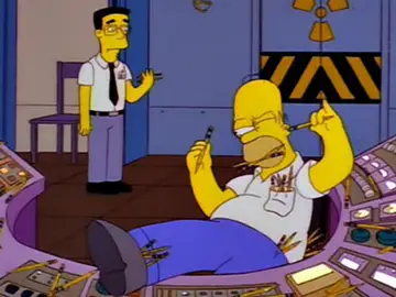 Homer, en el trabajo Homer, en el trabajo