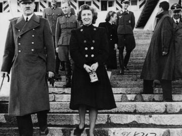 Hitler junto a Eva Braun