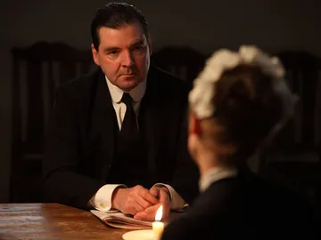 Bates habla con Anna Bates habla con Anna