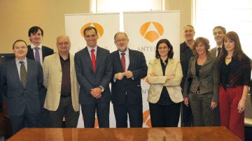 Convenio para investigar cómo serán los informativos del futuro