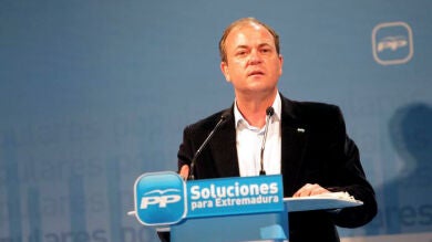 Monago recrimina a Vara que le haya demandado con cargo a los ciudadanos