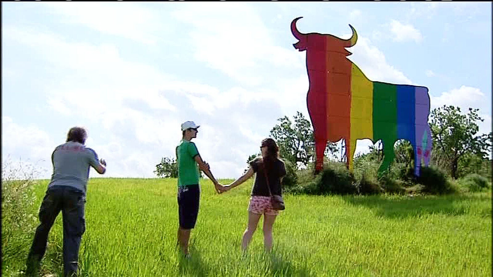 ¿El toro de Osborne es gay?