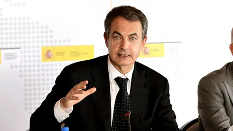 Zapatero en su rueda de prensa en Singapur Zapatero en su rueda de prensa en Singapur