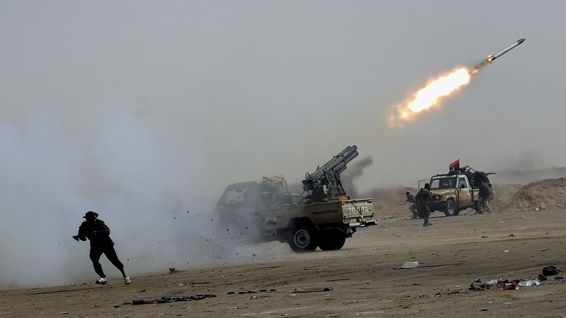 Bombardeos en Ajdabiya Bombardeos en Ajdabiya