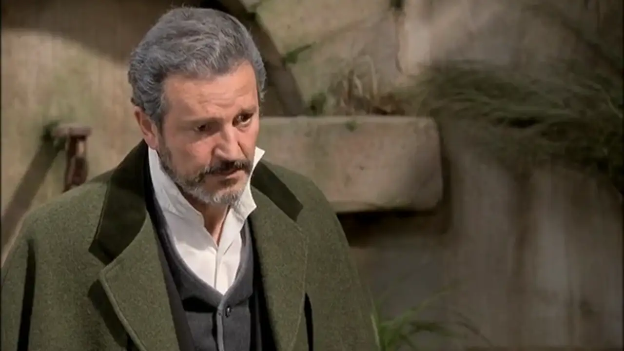 Germán va a casa de los Pérez en busca de Carmen