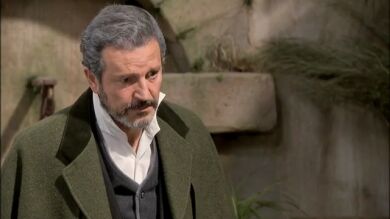 Germán va a casa de los Pérez en busca de Carmen