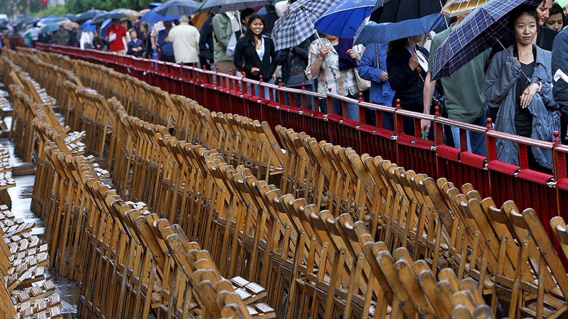 La lluvia amenaza tambi&eacute;n el Viernes Santo