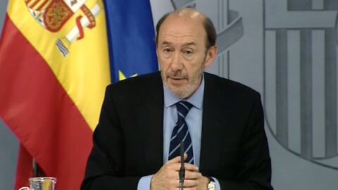 Rubalcaba durante el consejo de ministros